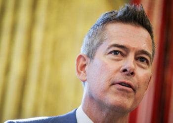 Trump touts ‘rebuilding and modernization’ of US air traffic control, blasts Buttigieg for having ‘no clue’