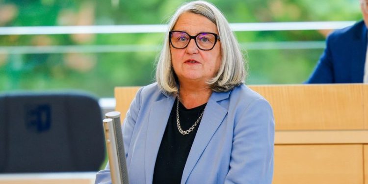 German officials condemn store owner who declared Jews banned from entry to protest Israel