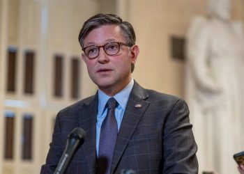 Johnson shuts door on negotiating shutdown deal as Democrats dig in on Obamacare