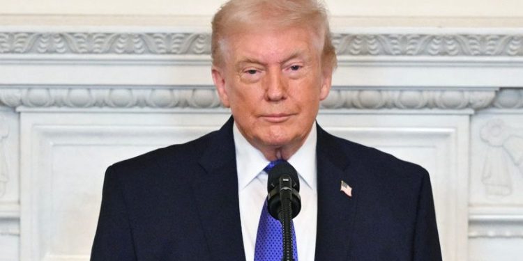 Bipartisan revolt targets Trump’s war powers after massive Iran strikes